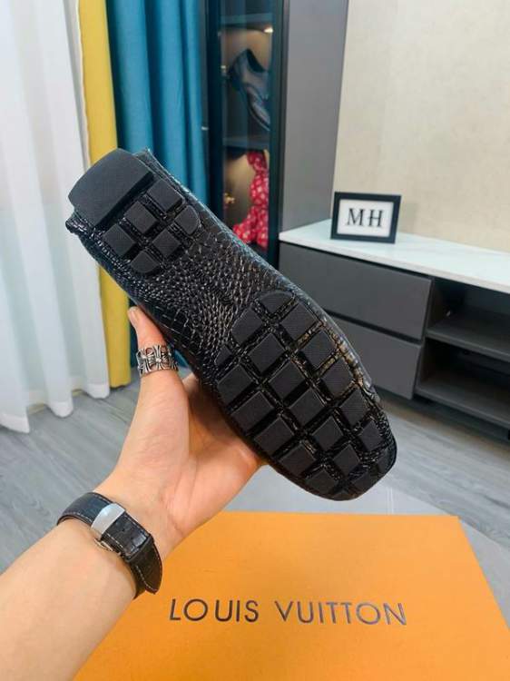 Picture of Louis Vuitton Shoes _SKULVsz38-44mnf070412192